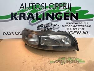 Gebruikte Koplamp rechts Volvo XC70 (SZ) XC70 2.4 T 20V Prijs € 49,99 Margeregeling aangeboden door Autosloperij Kralingen B.V.
