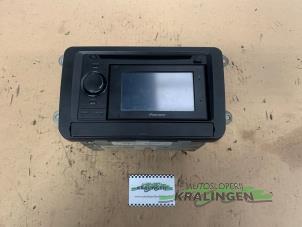 Gebruikte Navigatie Display Volkswagen Passat Variant (3C5) 1.4 TSI 16V Prijs € 99,99 Margeregeling aangeboden door Autosloperij Kralingen B.V.