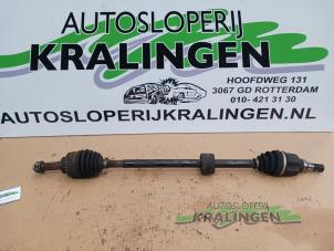 Gebruikte Aandrijfas rechts-voor Nissan Pixo (D31S) 1.0 12V Prijs € 24,99 Margeregeling aangeboden door Autosloperij Kralingen B.V.