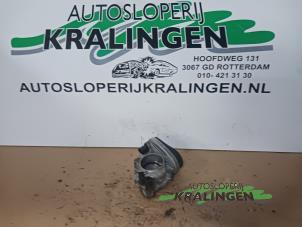 Gasklephuis van een Volkswagen Golf V (1K1) 2.0 FSI 16V 2004