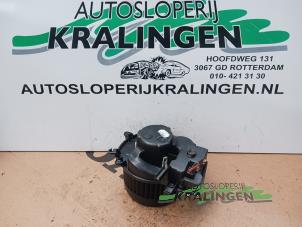 Gebruikte Chaufage Ventilatiemotor Mercedes C (W203) 2.2 C-200 CDI 16V Prijs € 36,29 Inclusief btw aangeboden door Autosloperij Kralingen B.V.