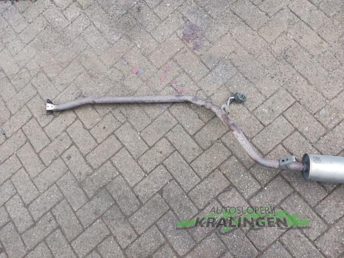 Uitlaat Middendemper van een Honda Civic (FA/FD) 1.3 Hybrid 2008