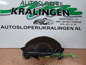 Gebruikte Tellerklok Mercedes A (W168) 1.6 A-160 Prijs € 125,00 Margeregeling aangeboden door Autosloperij Kralingen B.V.
