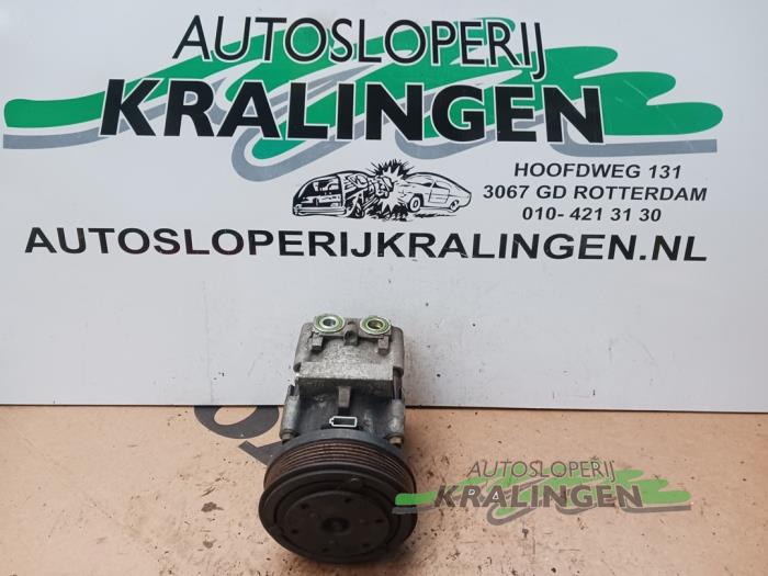 Aircopomp van een Ford Transit 2.0 TDdi 16V 260S 2002