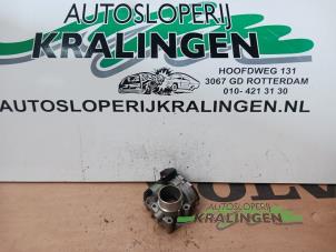 Gebruikte Gasklephuis Lancia Ypsilon (843) 1.4 16V Prijs € 19,99 Margeregeling aangeboden door Autosloperij Kralingen B.V.