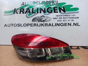Gebruikte Achterlicht links Renault Megane III Coupe (DZ) 1.5 dCi 110 Prijs € 34,99 Margeregeling aangeboden door Autosloperij Kralingen B.V.