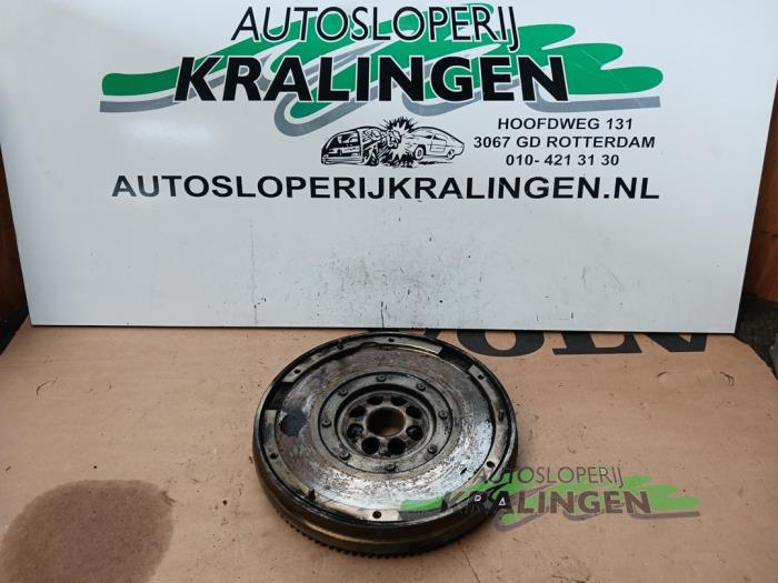 Gebruikte Dubbele massa vliegwiel Volvo V50 (MW) 2.0 D 16V Prijs € 149,99 Margeregeling aangeboden door Autosloperij Kralingen B.V.