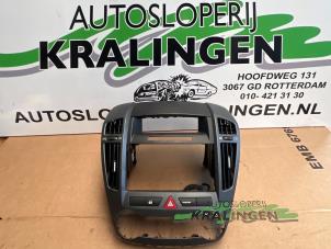 Gebruikte Luchtrooster Dashboard Kia Cee'd Sporty Wagon (EDF) 1.4 16V Prijs € 39,99 Margeregeling aangeboden door Autosloperij Kralingen B.V.