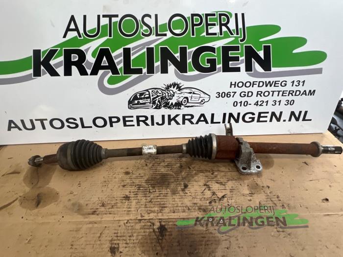 Gebruikte Aandrijfas rechts-voor Renault Megane III Coupe (DZ) 1.5 dCi 110 Prijs € 34,99 Margeregeling aangeboden door Autosloperij Kralingen B.V.