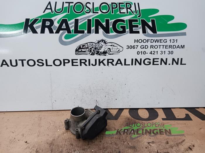 Gebruikte Gasklephuis Volkswagen Polo IV (9N1/2/3) 1.2 12V Prijs € 19,99 Margeregeling aangeboden door Autosloperij Kralingen B.V.