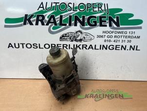 Gebruikte Pomp Servo Volkswagen Fox (5Z) 1.4 16V Prijs € 89,99 Margeregeling aangeboden door Autosloperij Kralingen B.V.