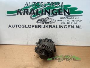 Gebruikte Dynamo Renault Koleos I 2.5 16V Prijs € 99,99 Margeregeling aangeboden door Autosloperij Kralingen B.V.