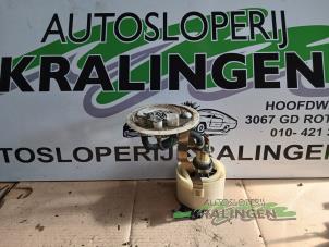 Gebruikte Benzinepomp Fiat Cinquecento 0.9 i.e. S Prijs € 24,99 Margeregeling aangeboden door Autosloperij Kralingen B.V.