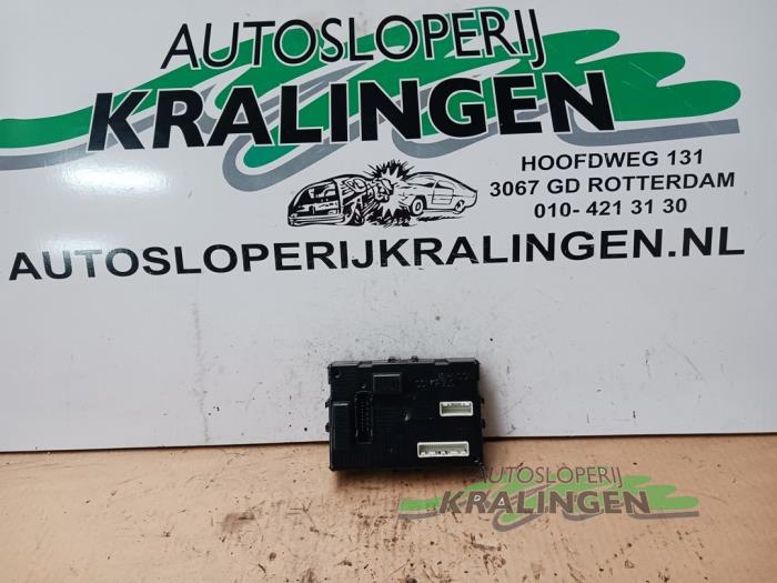 Gebruikte Bodycontrol Module Nissan Micra (K12) 1.2 16V Prijs € 69,99 Margeregeling aangeboden door Autosloperij Kralingen B.V.