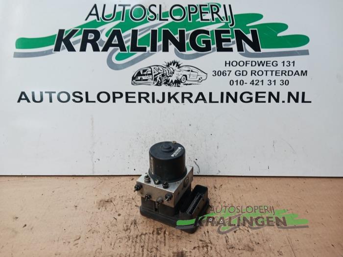 Gebruikte ABS Pomp Mini Mini Cooper S (R53) 1.6 16V Prijs € 94,99 Margeregeling aangeboden door Autosloperij Kralingen B.V.