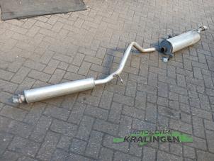 Gebruikte Uitlaat Middendemper Peugeot 307 CC (3B) 2.0 16V Prijs € 35,00 Margeregeling aangeboden door Autosloperij Kralingen B.V.