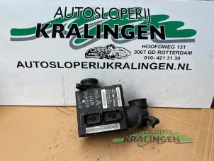 Gebruikte Luchtmassameter Mercedes A (W168) 1.4 A-140 Prijs € 99,99 Margeregeling aangeboden door Autosloperij Kralingen B.V.