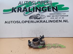 Gebruikte Gasklephuis Nissan Primera (P11) 2.0 SRi 16V Prijs € 24,99 Margeregeling aangeboden door Autosloperij Kralingen B.V.