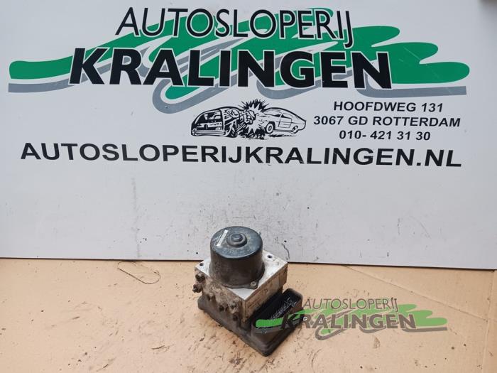 Gebruikte ABS Pomp Mazda Tribute 2.3 16V 4x4 Prijs € 89,99 Margeregeling aangeboden door Autosloperij Kralingen B.V.