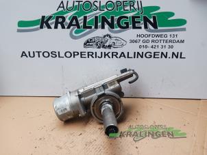 Gebruikte Servo Elektrisch Opel Corsa D 1.2 16V Prijs € 44,99 Margeregeling aangeboden door Autosloperij Kralingen B.V.