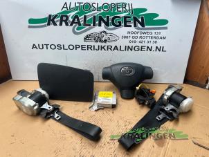 Gebruikte Airbag set Toyota Aygo (B10) 1.0 12V VVT-i Prijs € 149,99 Margeregeling aangeboden door Autosloperij Kralingen B.V.
