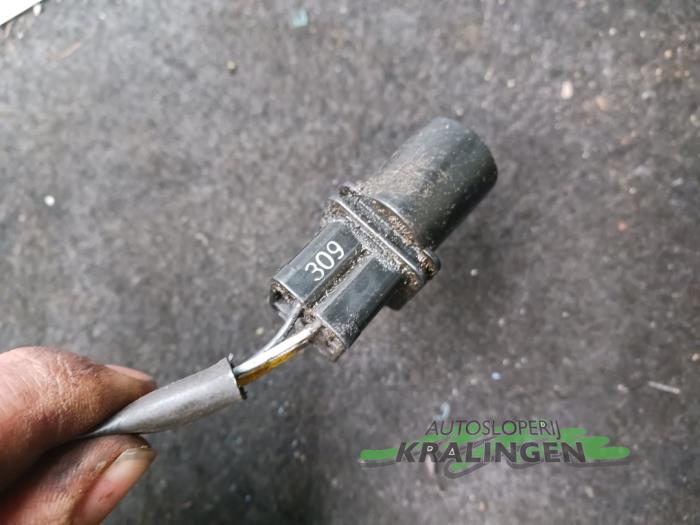 Lambda Sonde van een Volkswagen Lupo (6X1) 1.4 16V 75 2001