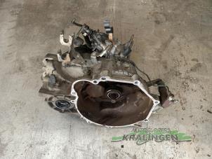 Gebruikte Versnellingsbak Mitsubishi Lancer Wagon (CS/CT) 1.6 16V Prijs € 249,99 Margeregeling aangeboden door Autosloperij Kralingen B.V.