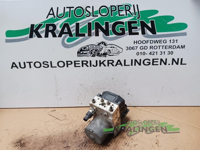 Gebruikte ABS Pomp Citroen C8 (EA/EB) 3.0 V6 24V Prijs € 19,99 Margeregeling aangeboden door Autosloperij Kralingen B.V.