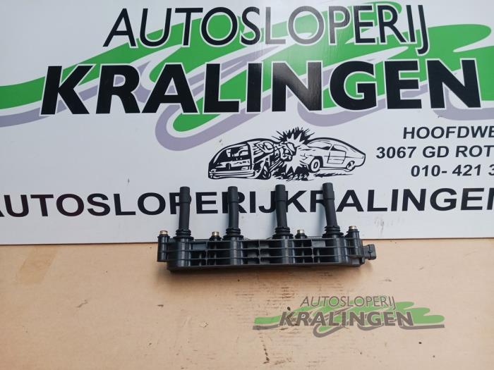 Gebruikte Bobine Opel Astra G (F08/48) 1.6 16V Prijs € 24,99 Margeregeling aangeboden door Autosloperij Kralingen B.V.