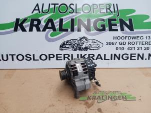 Alternator van een Volkswagen Polo IV (9N1/2/3) 1.4 16V 2002