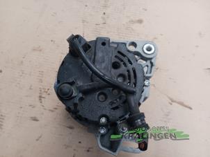 Alternator van een Volkswagen Polo IV (9N1/2/3) 1.4 16V 2002