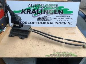 Gebruikte Schakelkabel Versnellingsbak Fiat Grande Punto (199) 1.3 JTD Multijet 16V 85 Actual Prijs € 49,99 Margeregeling aangeboden door Autosloperij Kralingen B.V.