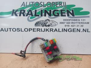 Gebruikte Zekeringkast Lancia Ypsilon (843) 1.4 16V Prijs € 29,99 Margeregeling aangeboden door Autosloperij Kralingen B.V.