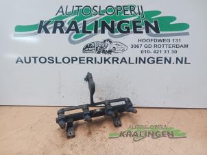 Gebruikte Injector brug Citroen C3 (FC/FL/FT) 1.4 Prijs € 49,99 Margeregeling aangeboden door Autosloperij Kralingen B.V.