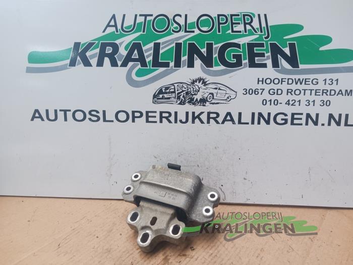 Gebruikte Motorrubber Audi A3 Sportback (8PA) 2.0 TFSI 16V Quattro Prijs € 19,99 Margeregeling aangeboden door Autosloperij Kralingen B.V.
