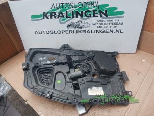 Gebruikte Raammechaniek 4Deurs links-voor Ford Fusion 1.4 16V Prijs € 124,99 Margeregeling aangeboden door Autosloperij Kralingen B.V.