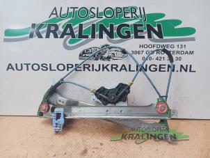 Gebruikte Ruitmechaniek 2Deurs rechts-voor Citroen C2 (JM) 1.4 Prijs € 19,99 Margeregeling aangeboden door Autosloperij Kralingen B.V.
