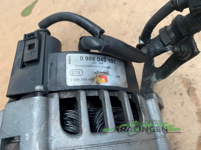 Dynamo van een Seat Ibiza III (6L1) 1.2 12V 2006