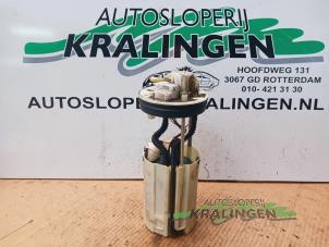 Gebruikte Benzinepomp Alfa Romeo 146 (930B) 1.6 Twin Spark 16V Prijs op aanvraag aangeboden door Autosloperij Kralingen B.V.