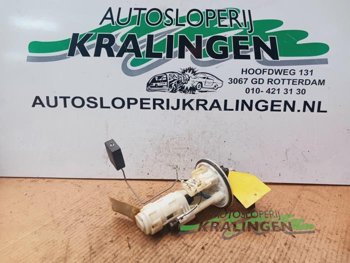 Gebruikte Benzinepomp Daihatsu YRV (M2) 1.3 16V DVVT Prijs € 24,99 Margeregeling aangeboden door Autosloperij Kralingen B.V.