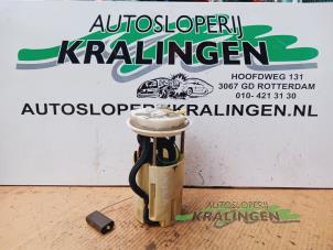 Gebruikte Benzinepomp Renault Laguna II Grandtour (KG) 1.8 16V Prijs € 24,99 Margeregeling aangeboden door Autosloperij Kralingen B.V.