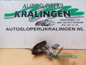 Gebruikte Benzinepomp Toyota Carina II (T17) 1.6 XLi 16V Prijs € 49,99 Margeregeling aangeboden door Autosloperij Kralingen B.V.