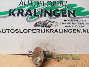 Gebruikte Benzinepomp Mitsubishi Galant (EA/EC) 2.4 GDI 16V Prijs op aanvraag aangeboden door Autosloperij Kralingen B.V.