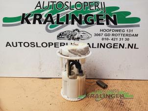 Gebruikte Benzinepomp Citroen C2 (JM) 1.4 Prijs € 19,99 Margeregeling aangeboden door Autosloperij Kralingen B.V.