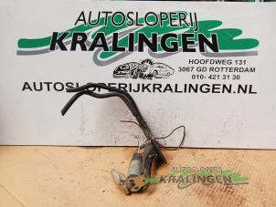 Gebruikte Benzinepomp Daihatsu Applause I 1.6 16V Prijs € 24,99 Margeregeling aangeboden door Autosloperij Kralingen B.V.