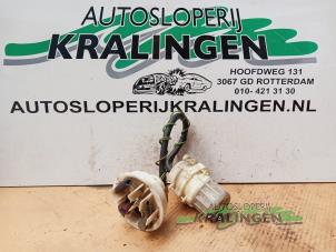 Gebruikte Benzinepomp Audi 80 (B3) 1.8 i Prijs € 49,99 Margeregeling aangeboden door Autosloperij Kralingen B.V.