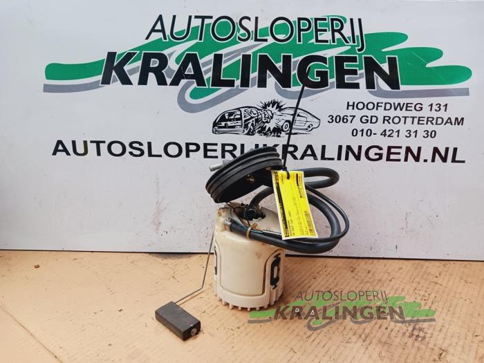 Gebruikte Benzinepomp Volkswagen Golf III (1H1) 1.8 GL,GT Prijs € 24,99 Margeregeling aangeboden door Autosloperij Kralingen B.V.