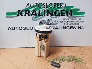 Gebruikte Benzinepomp Chrysler PT Cruiser 2.0 16V Prijs € 30,00 Margeregeling aangeboden door Autosloperij Kralingen B.V.