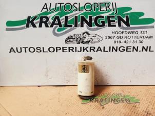 Gebruikte Benzinepomp Peugeot 205 II (20A/C) 1.1 XE,GE,XL,GL,XR,GR Prijs € 34,99 Margeregeling aangeboden door Autosloperij Kralingen B.V.