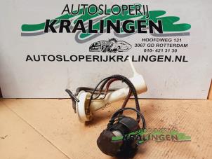 Gebruikte Benzinepomp BMW 5 serie (E34) 525i Prijs € 100,00 Margeregeling aangeboden door Autosloperij Kralingen B.V.